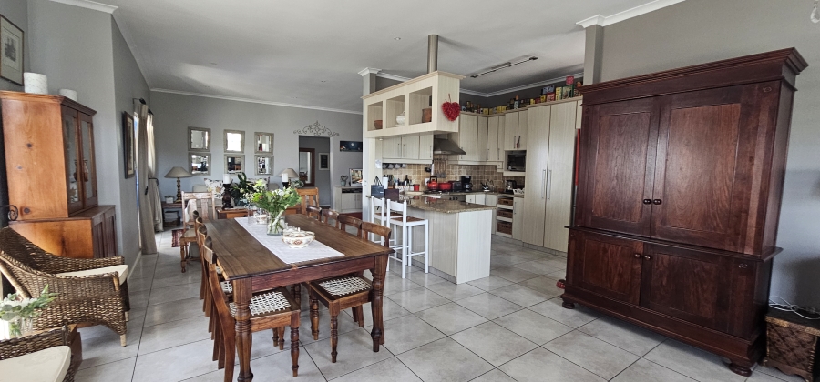 3 Bedroom Property for Sale in Blue Lagoon Western Cape